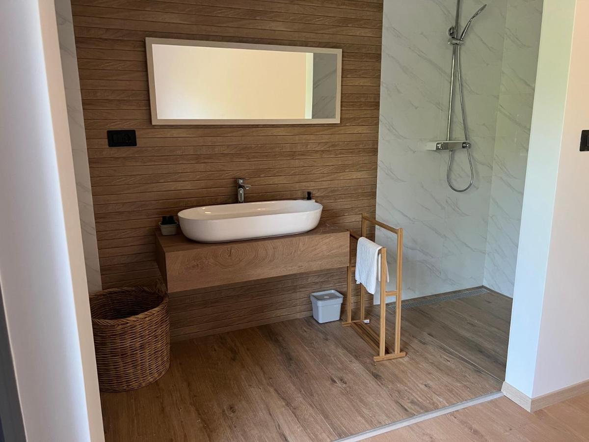 Vila Prisunca Jacuzzi & Swimming Pool Pazin Eksteriør bilde